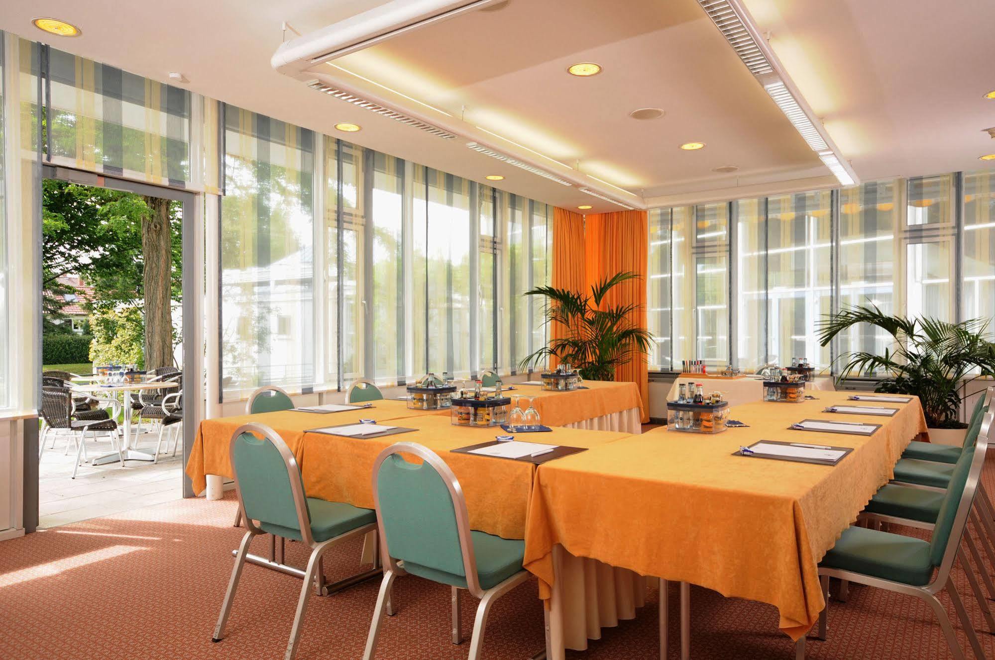Western Parkhotel Weingarten 4*